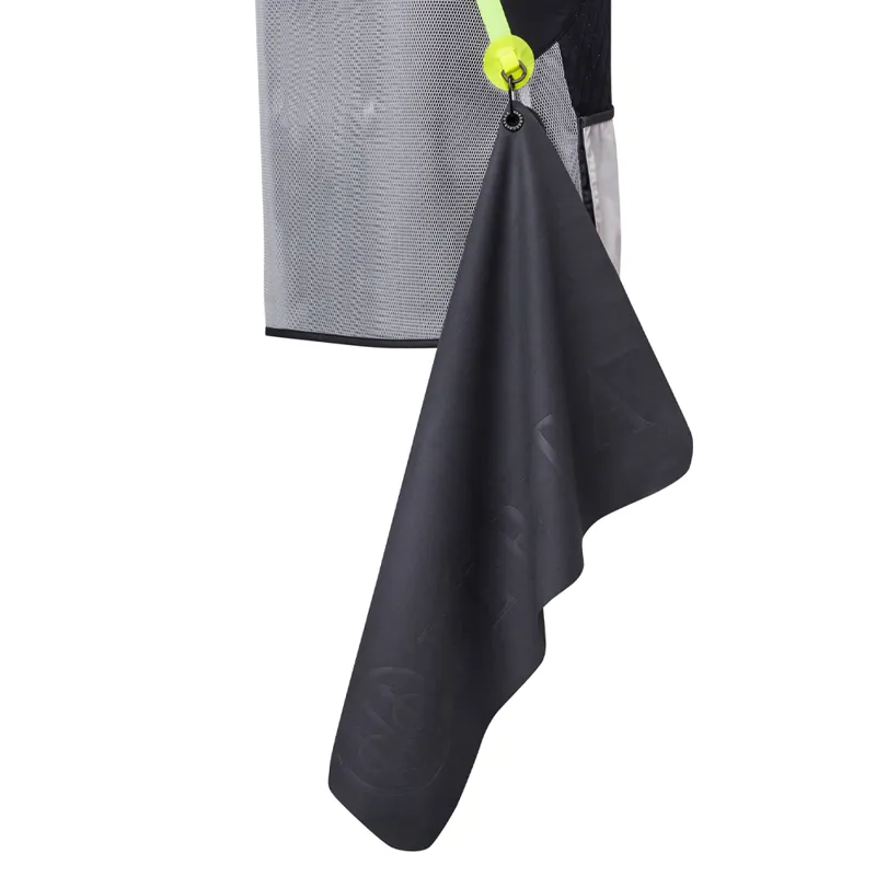 Beretta Shooting Towel in Ebony-1