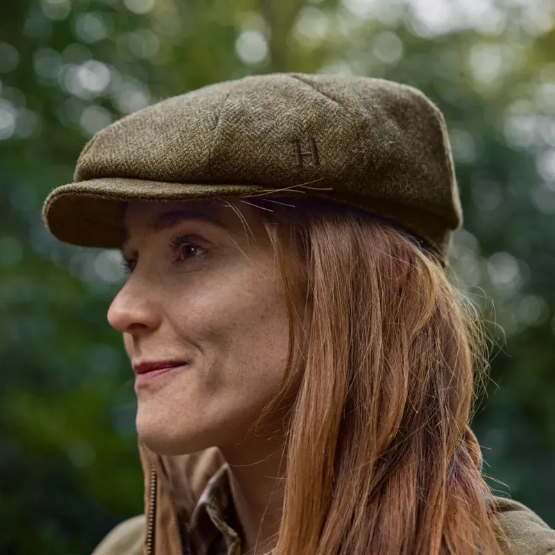 Härkila Kenmore CL. Tweed Bakerboy Cap in Forest Green Herringbone-3