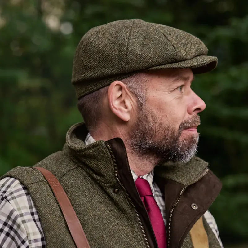 Härkila Kenmore CL. Tweed Bakerboy Cap in Forest Green Herringbone-1